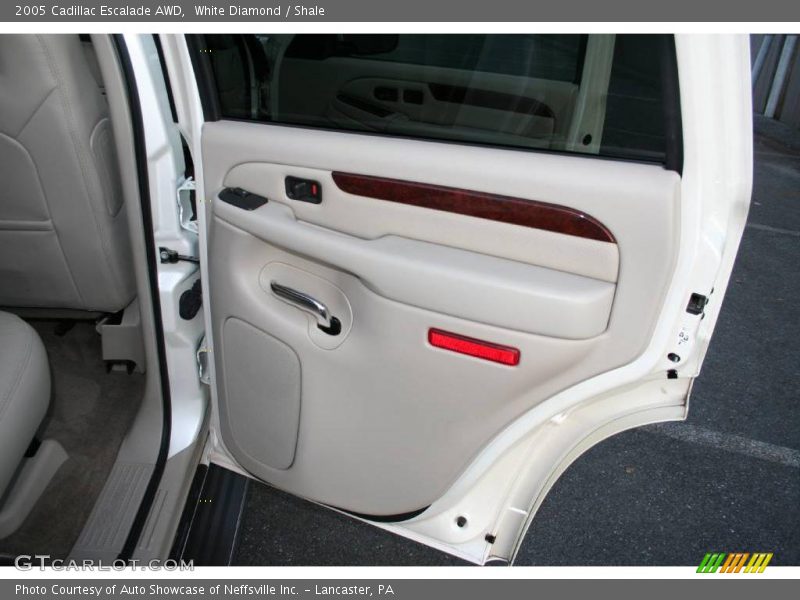 White Diamond / Shale 2005 Cadillac Escalade AWD