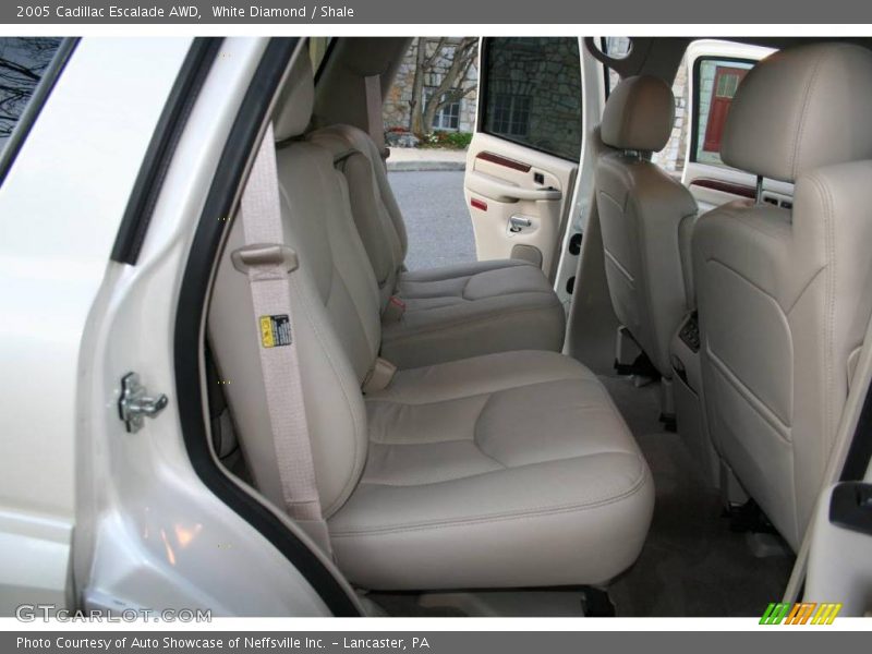 White Diamond / Shale 2005 Cadillac Escalade AWD