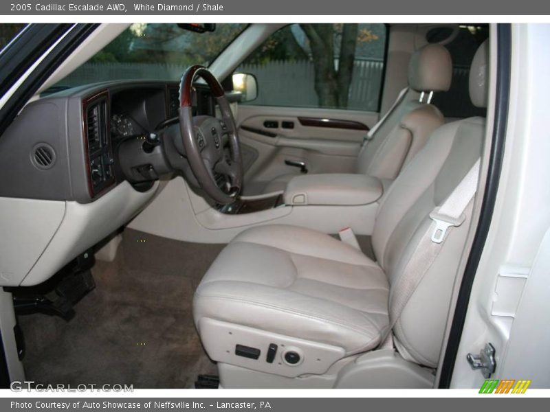 White Diamond / Shale 2005 Cadillac Escalade AWD