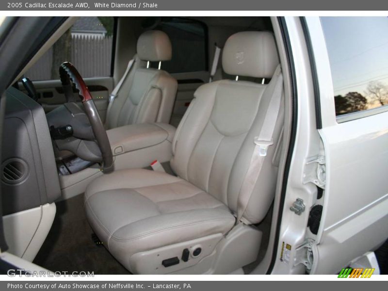 White Diamond / Shale 2005 Cadillac Escalade AWD