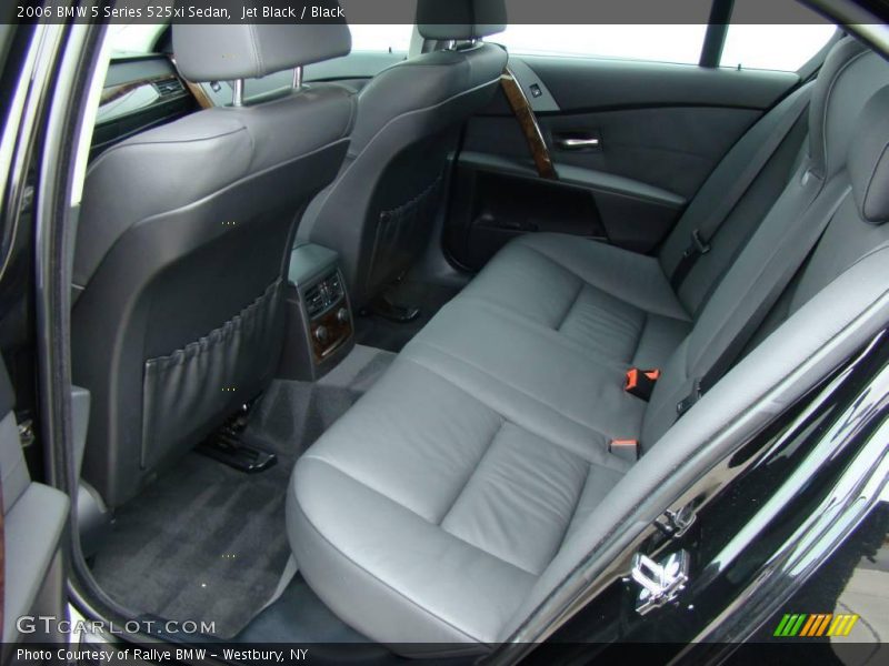 Jet Black / Black 2006 BMW 5 Series 525xi Sedan