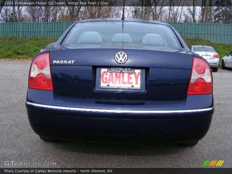 Indigo Blue Pearl / Grey 2003 Volkswagen Passat GLS Sedan