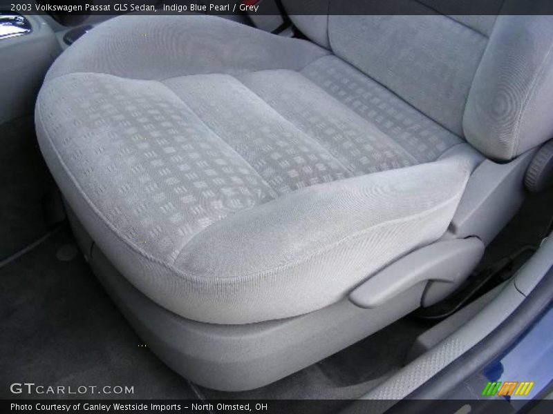 Indigo Blue Pearl / Grey 2003 Volkswagen Passat GLS Sedan