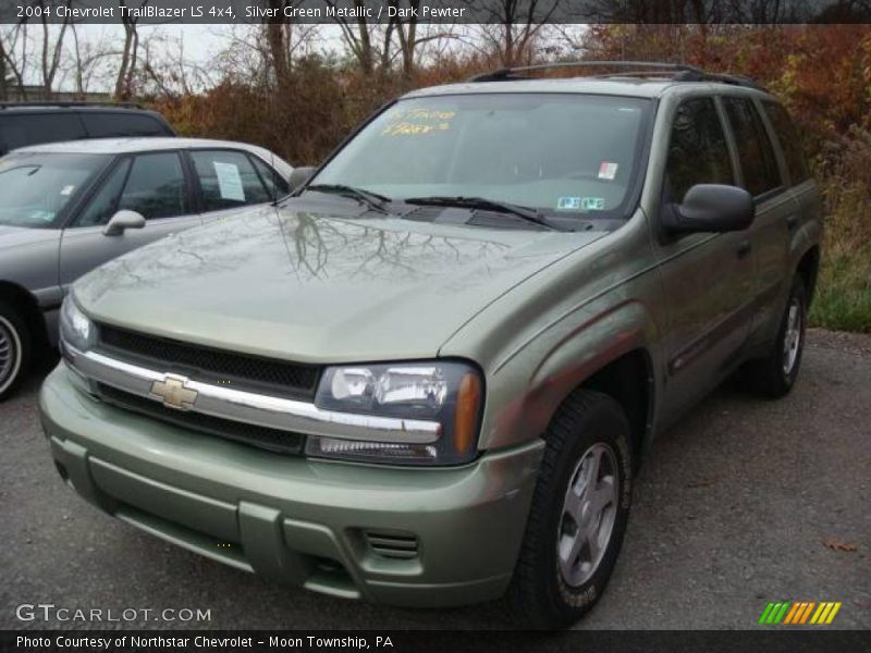 Silver Green Metallic / Dark Pewter 2004 Chevrolet TrailBlazer LS 4x4