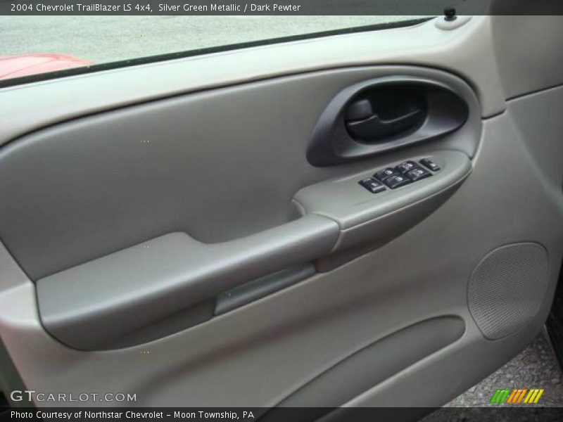 Silver Green Metallic / Dark Pewter 2004 Chevrolet TrailBlazer LS 4x4
