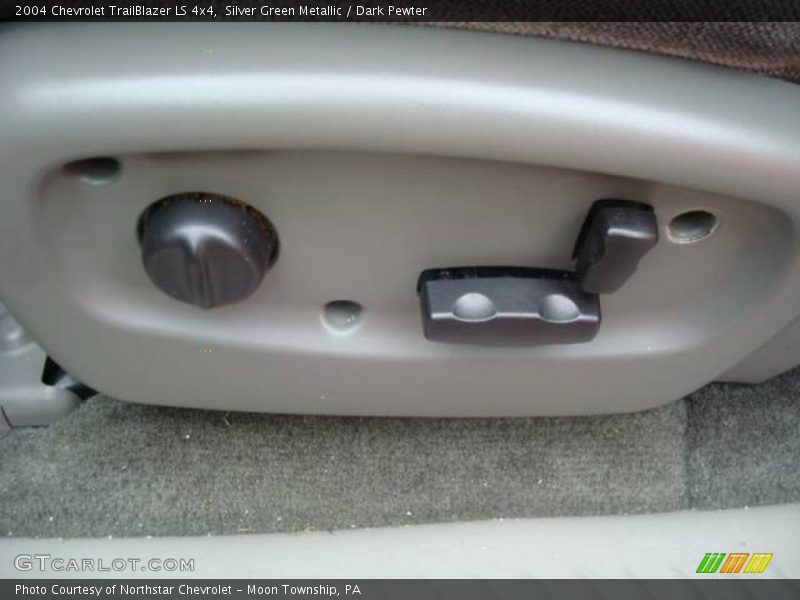 Silver Green Metallic / Dark Pewter 2004 Chevrolet TrailBlazer LS 4x4