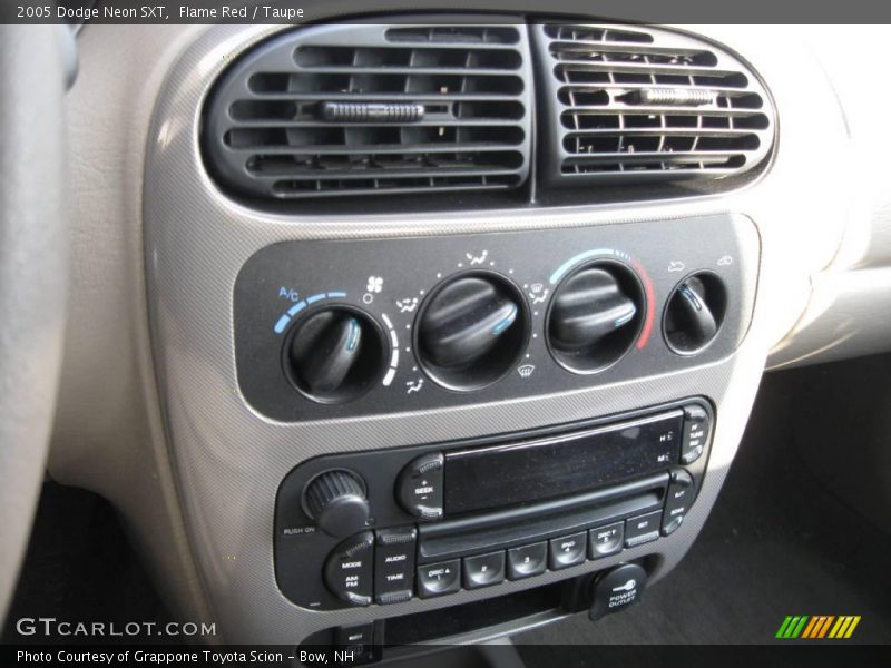 Flame Red / Taupe 2005 Dodge Neon SXT