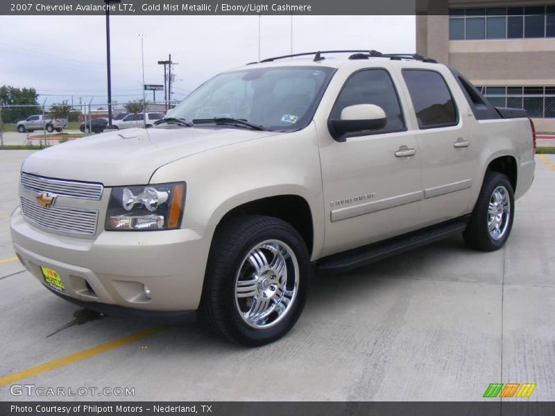 Gold Mist Metallic / Ebony/Light Cashmere 2007 Chevrolet Avalanche LTZ