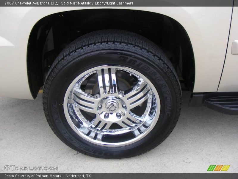 Gold Mist Metallic / Ebony/Light Cashmere 2007 Chevrolet Avalanche LTZ