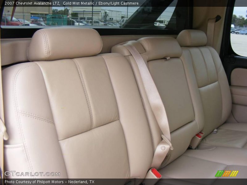 Gold Mist Metallic / Ebony/Light Cashmere 2007 Chevrolet Avalanche LTZ