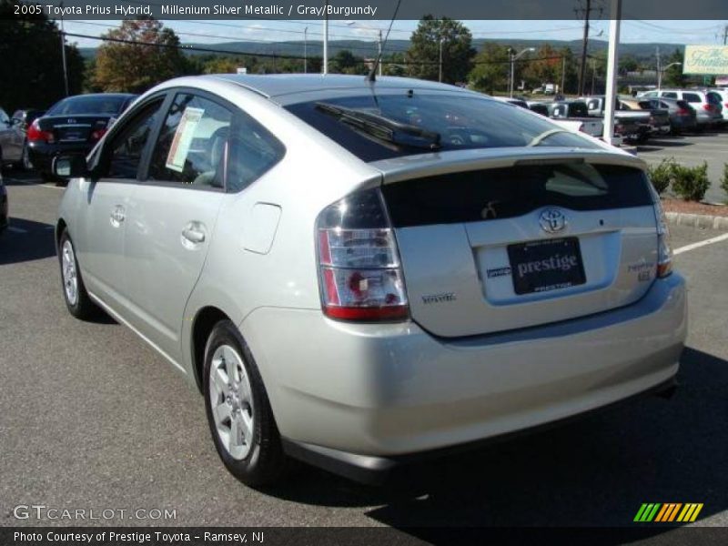 Millenium Silver Metallic / Gray/Burgundy 2005 Toyota Prius Hybrid