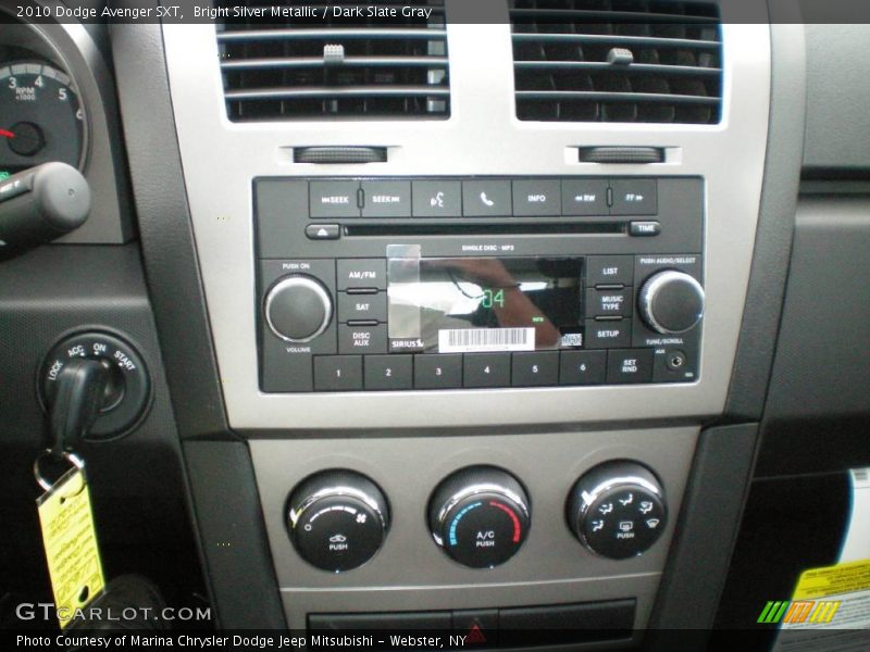 Bright Silver Metallic / Dark Slate Gray 2010 Dodge Avenger SXT