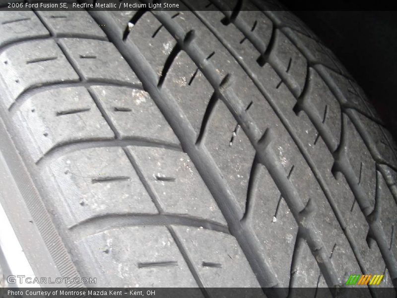 Redfire Metallic / Medium Light Stone 2006 Ford Fusion SE