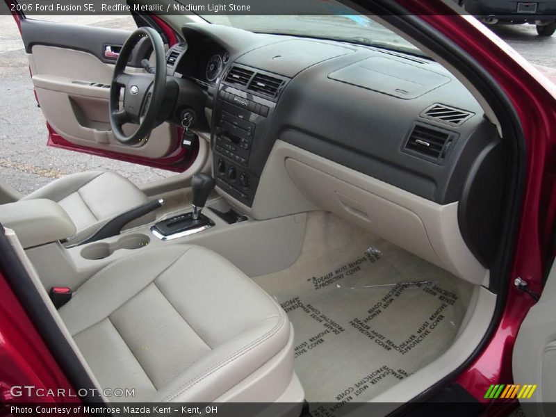 Redfire Metallic / Medium Light Stone 2006 Ford Fusion SE