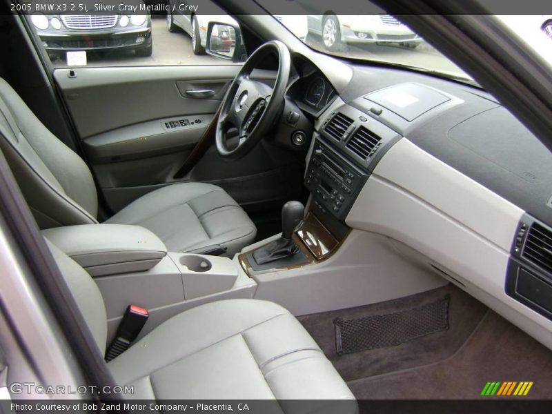 Silver Gray Metallic / Grey 2005 BMW X3 2.5i
