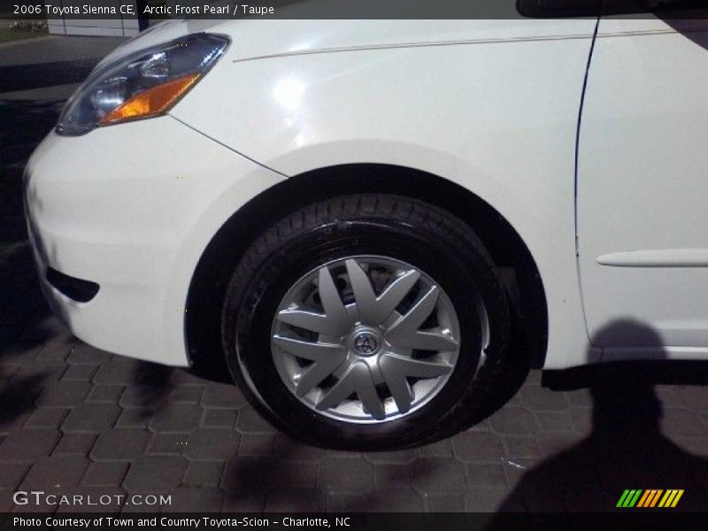 Arctic Frost Pearl / Taupe 2006 Toyota Sienna CE