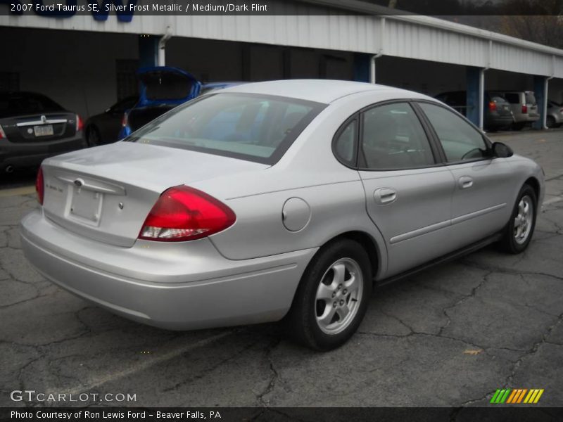 Silver Frost Metallic / Medium/Dark Flint 2007 Ford Taurus SE