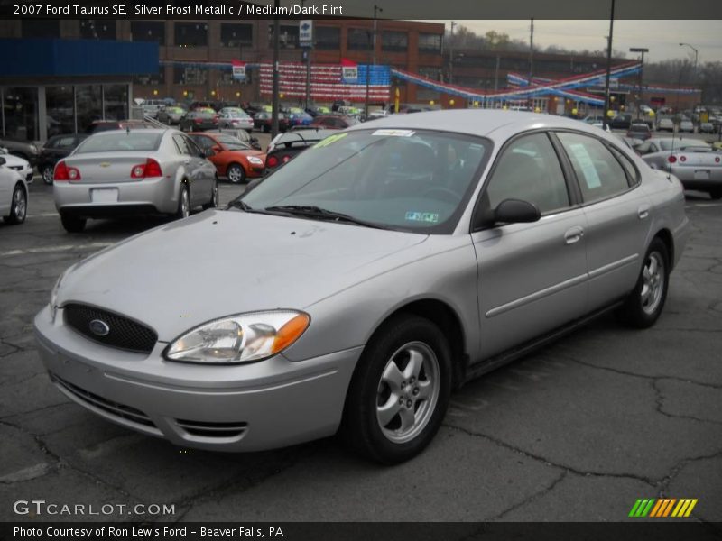 Silver Frost Metallic / Medium/Dark Flint 2007 Ford Taurus SE