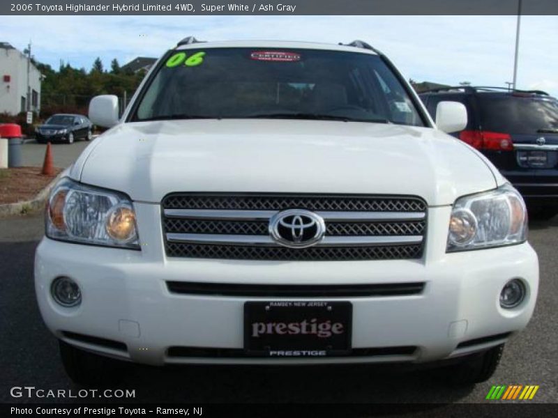 Super White / Ash Gray 2006 Toyota Highlander Hybrid Limited 4WD
