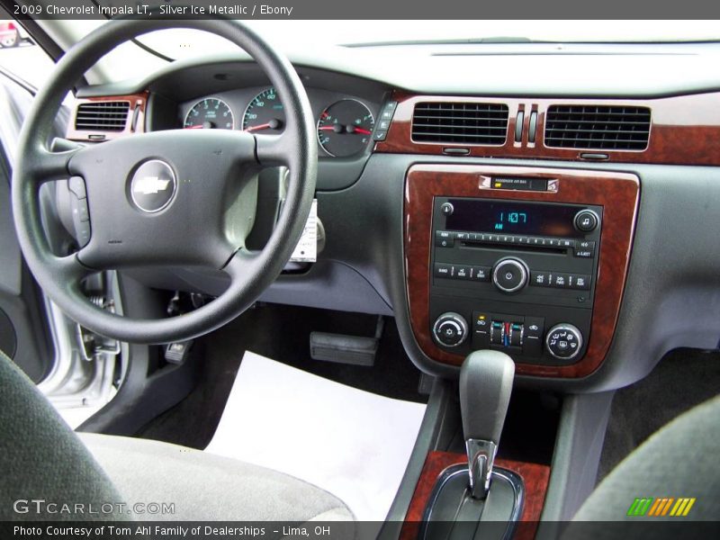 Silver Ice Metallic / Ebony 2009 Chevrolet Impala LT