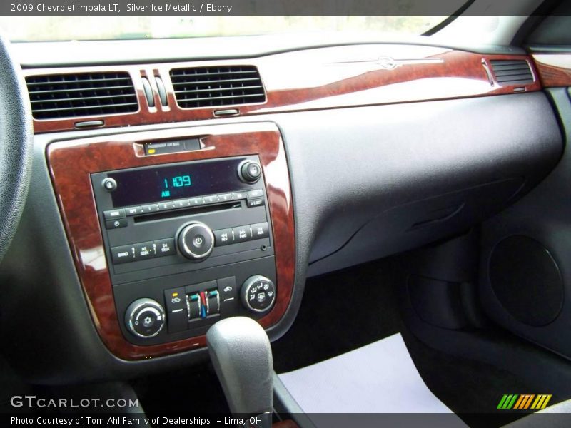 Silver Ice Metallic / Ebony 2009 Chevrolet Impala LT