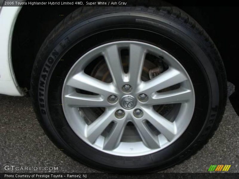 Super White / Ash Gray 2006 Toyota Highlander Hybrid Limited 4WD