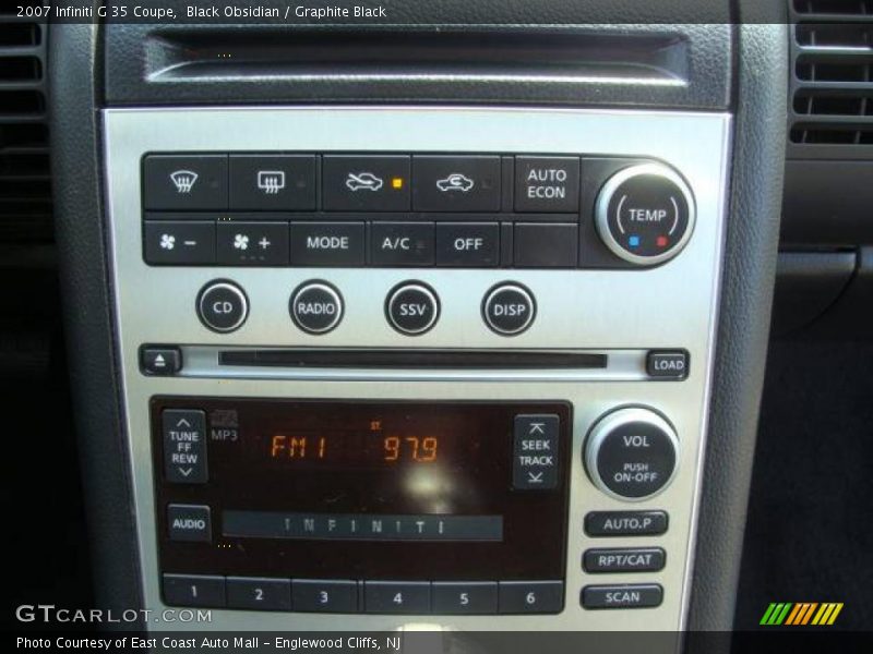 Controls of 2007 G 35 Coupe
