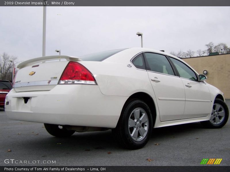 White / Ebony 2009 Chevrolet Impala LT