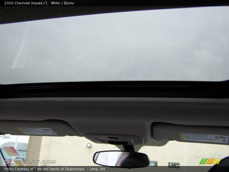 White / Ebony 2009 Chevrolet Impala LT