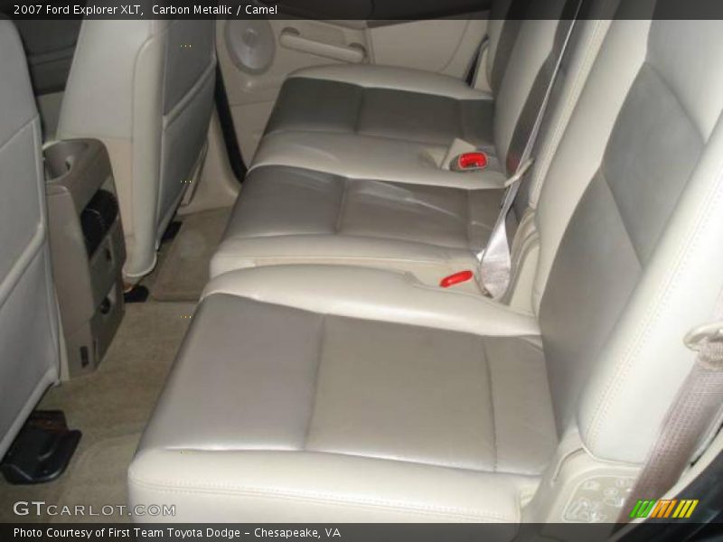 Carbon Metallic / Camel 2007 Ford Explorer XLT