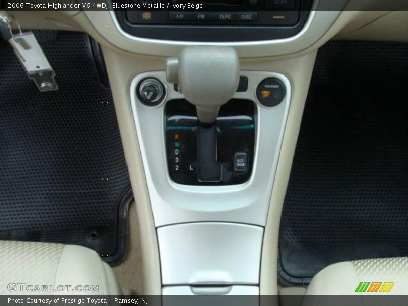 Bluestone Metallic / Ivory Beige 2006 Toyota Highlander V6 4WD