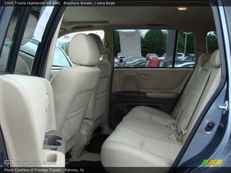 Bluestone Metallic / Ivory Beige 2006 Toyota Highlander V6 4WD