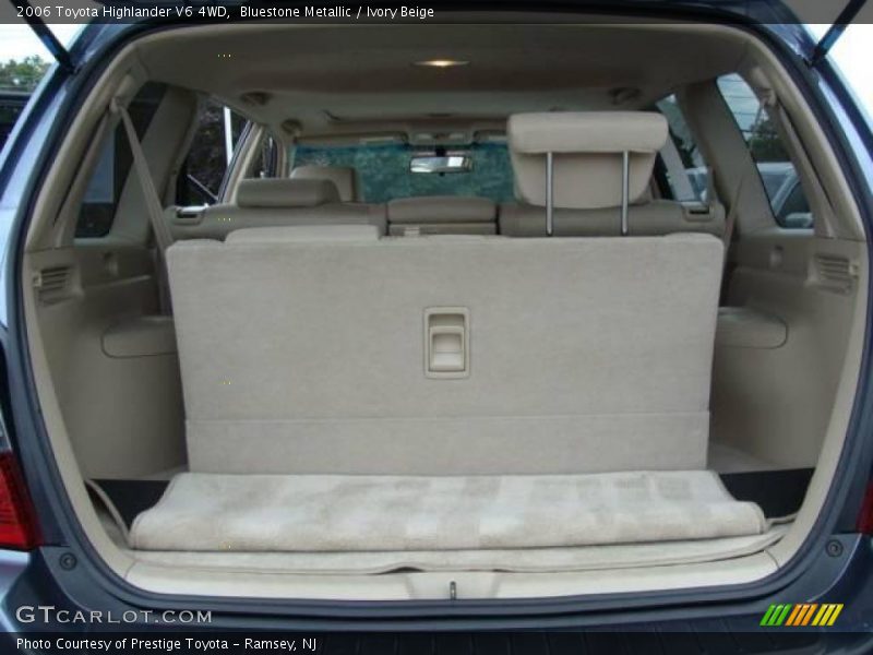 Bluestone Metallic / Ivory Beige 2006 Toyota Highlander V6 4WD