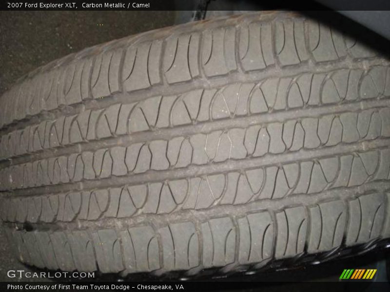 Carbon Metallic / Camel 2007 Ford Explorer XLT