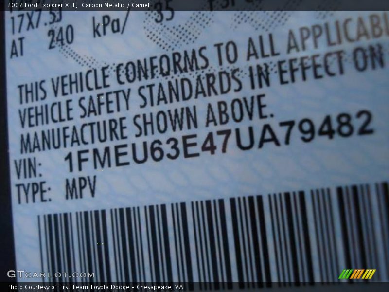 Carbon Metallic / Camel 2007 Ford Explorer XLT
