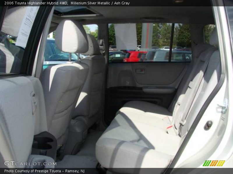 Millenium Silver Metallic / Ash Gray 2006 Toyota Highlander Hybrid 4WD
