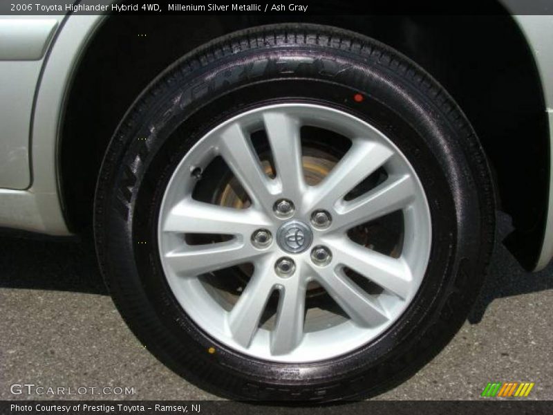 Millenium Silver Metallic / Ash Gray 2006 Toyota Highlander Hybrid 4WD