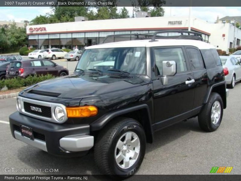 Black Diamond / Dark Charcoal 2007 Toyota FJ Cruiser 4WD