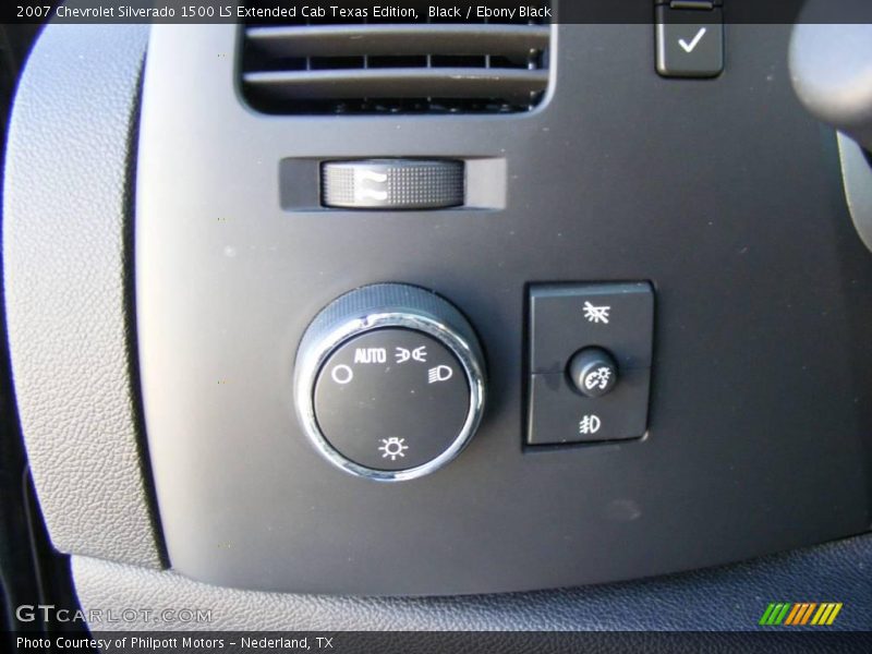 Black / Ebony Black 2007 Chevrolet Silverado 1500 LS Extended Cab Texas Edition