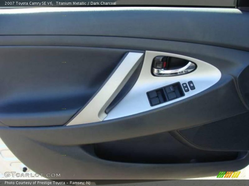 Titanium Metallic / Dark Charcoal 2007 Toyota Camry SE V6