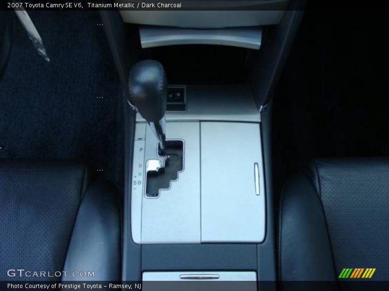 Titanium Metallic / Dark Charcoal 2007 Toyota Camry SE V6