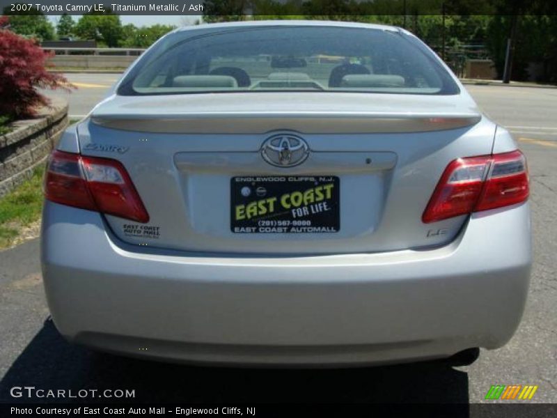 Titanium Metallic / Ash 2007 Toyota Camry LE