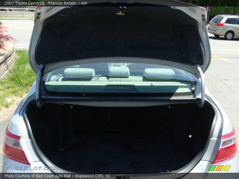 Titanium Metallic / Ash 2007 Toyota Camry LE