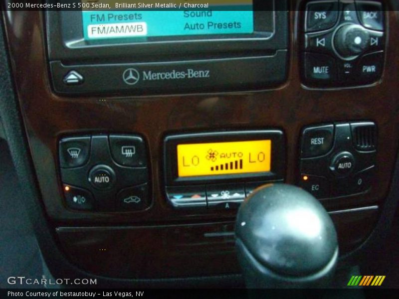 Brilliant Silver Metallic / Charcoal 2000 Mercedes-Benz S 500 Sedan