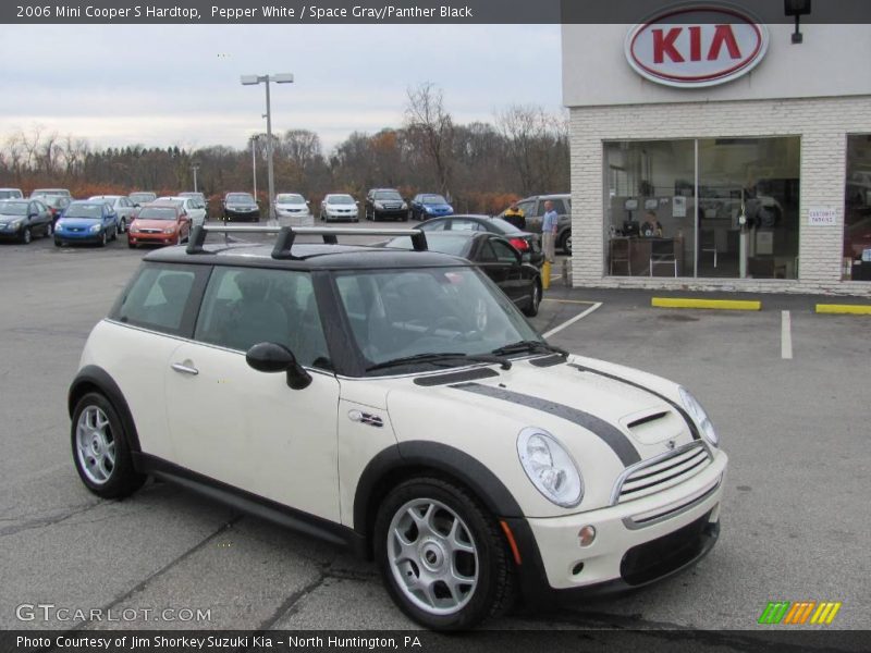 Pepper White / Space Gray/Panther Black 2006 Mini Cooper S Hardtop