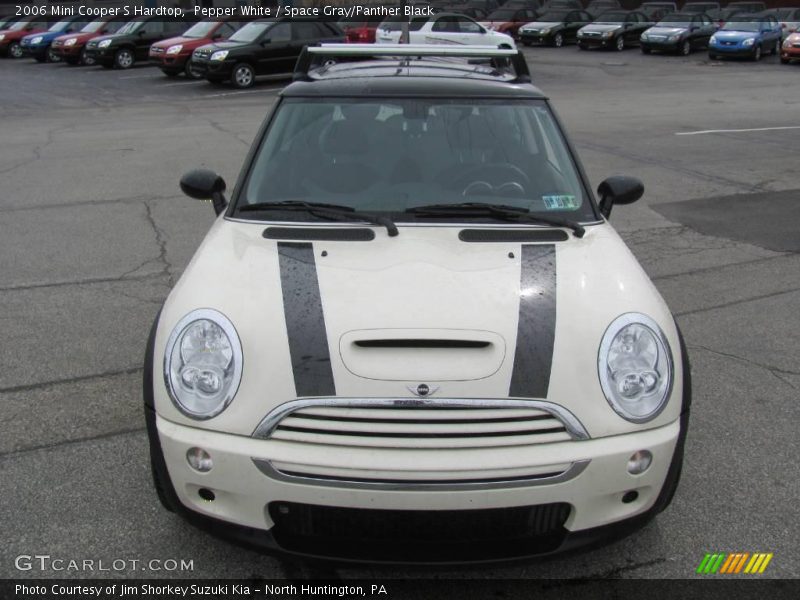 Pepper White / Space Gray/Panther Black 2006 Mini Cooper S Hardtop