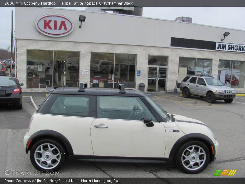 Pepper White / Space Gray/Panther Black 2006 Mini Cooper S Hardtop