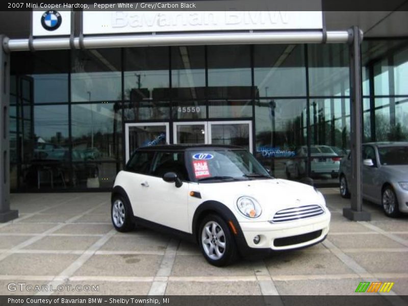 Pepper White / Grey/Carbon Black 2007 Mini Cooper Hardtop