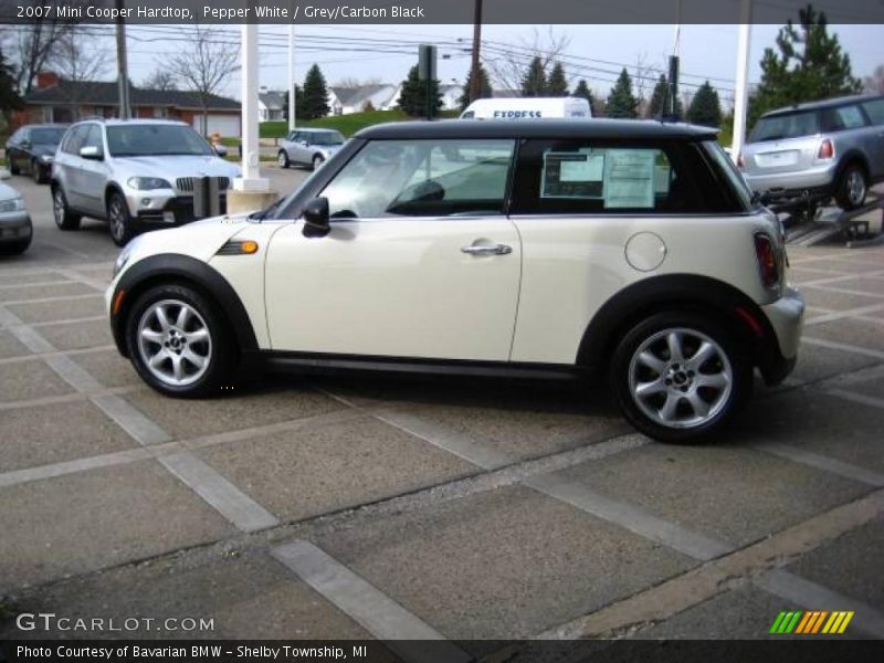 Pepper White / Grey/Carbon Black 2007 Mini Cooper Hardtop