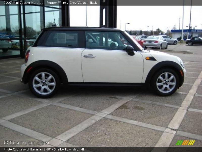 Pepper White / Grey/Carbon Black 2007 Mini Cooper Hardtop